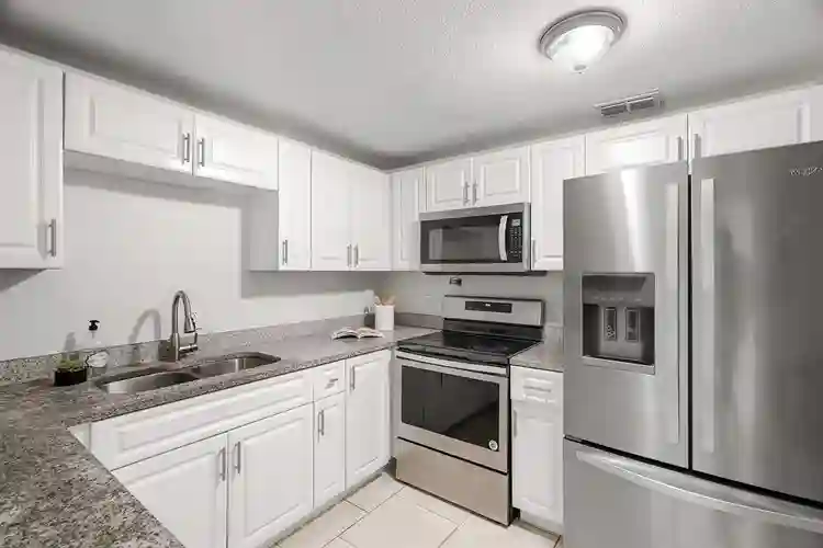 6 BR in Tampa