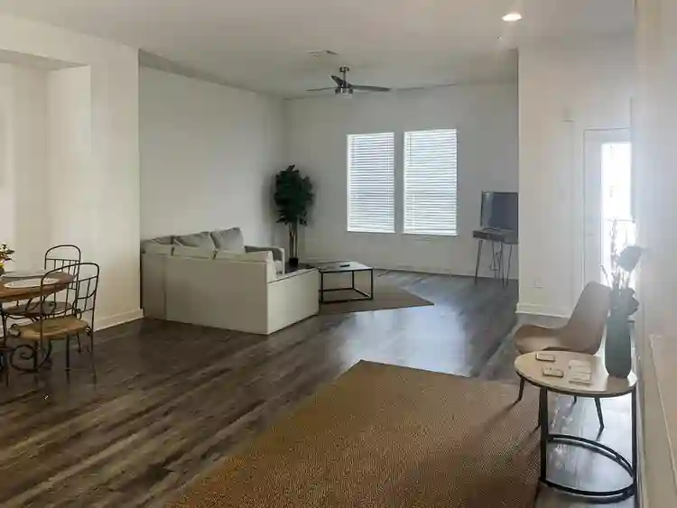 1 BR in Leander