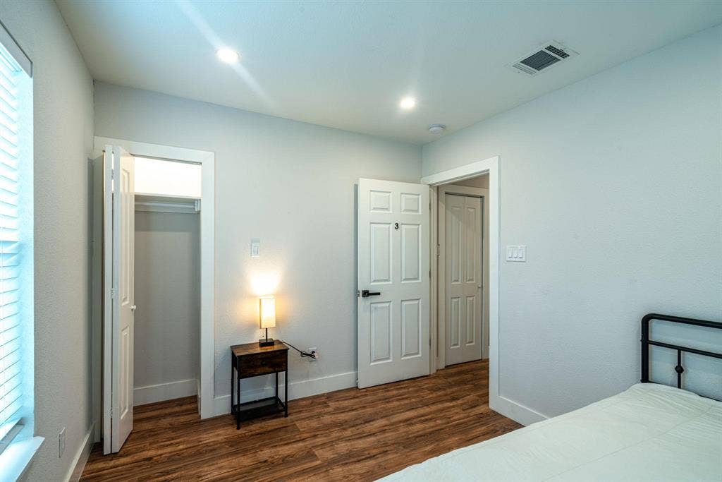 5 BR in Pasadena