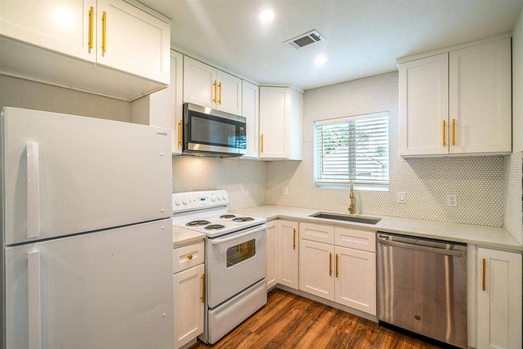 5 BR in Pasadena
