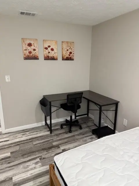 8 BR in Tampa