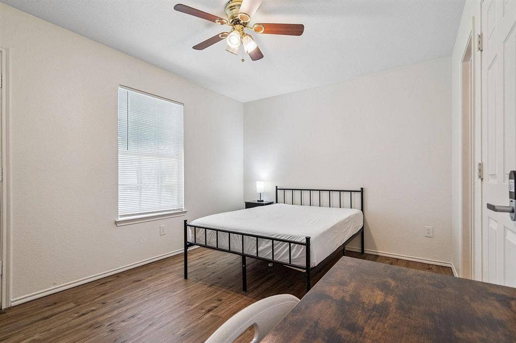 4 BR in Fort Worth