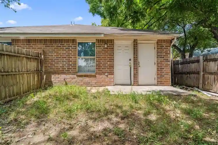 1 BR in Fort Worth