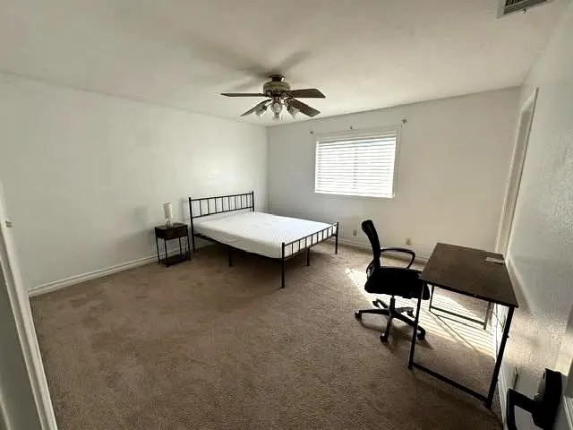 5 BR in Austin