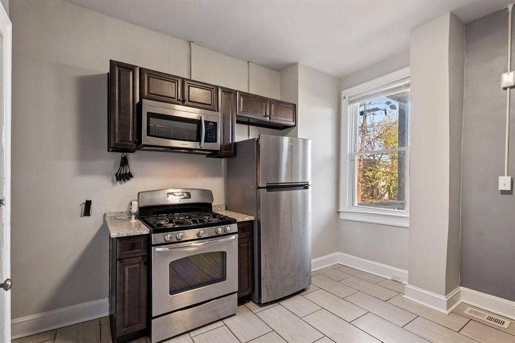 5 BR in Baltimore