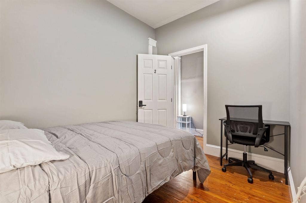 4 BR in Baltimore