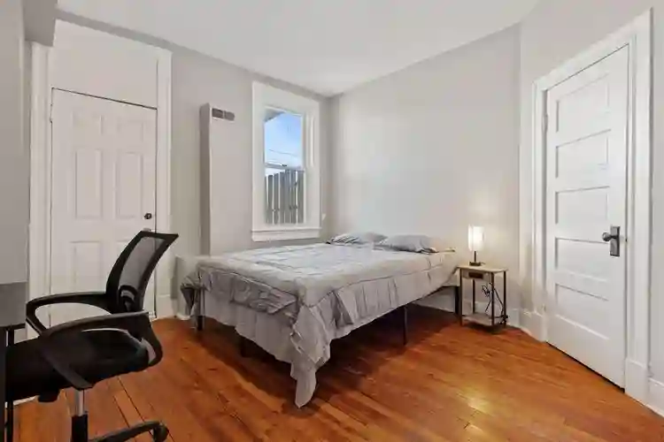 4 BR in Baltimore