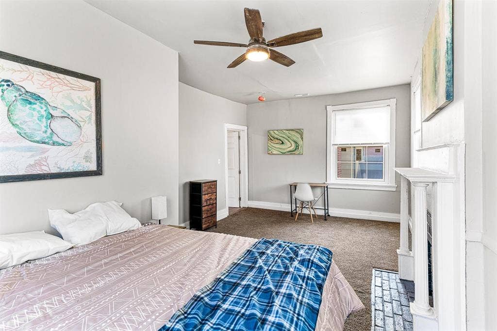 7 BR in Petersburg