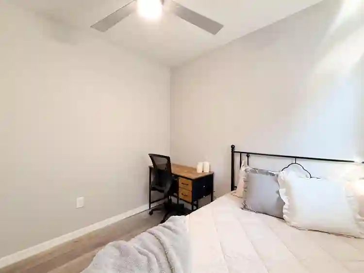 7 BR in Tampa