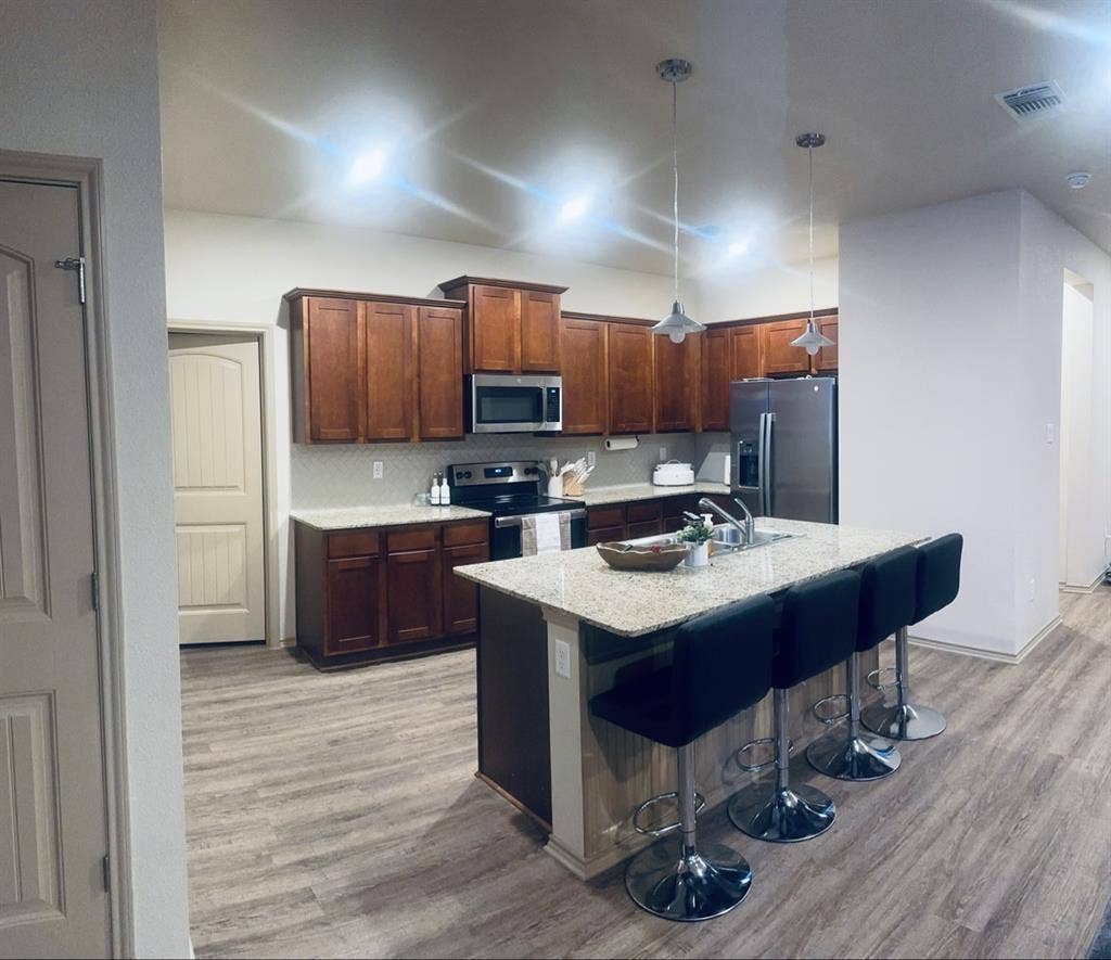 Furnished Room (Utilities Included)