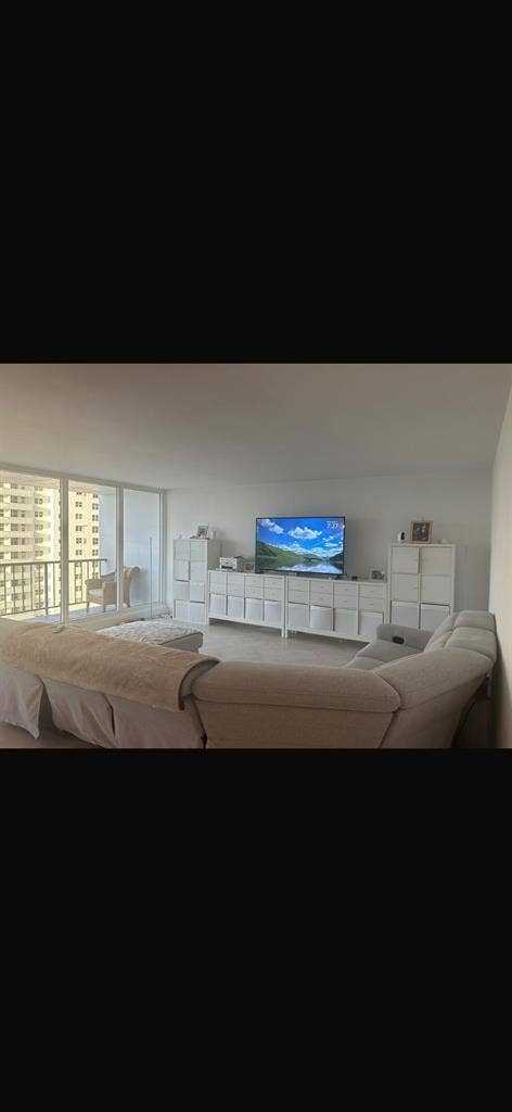 Beautiful water front  baths