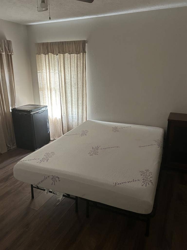 Private room in Harbour Park!