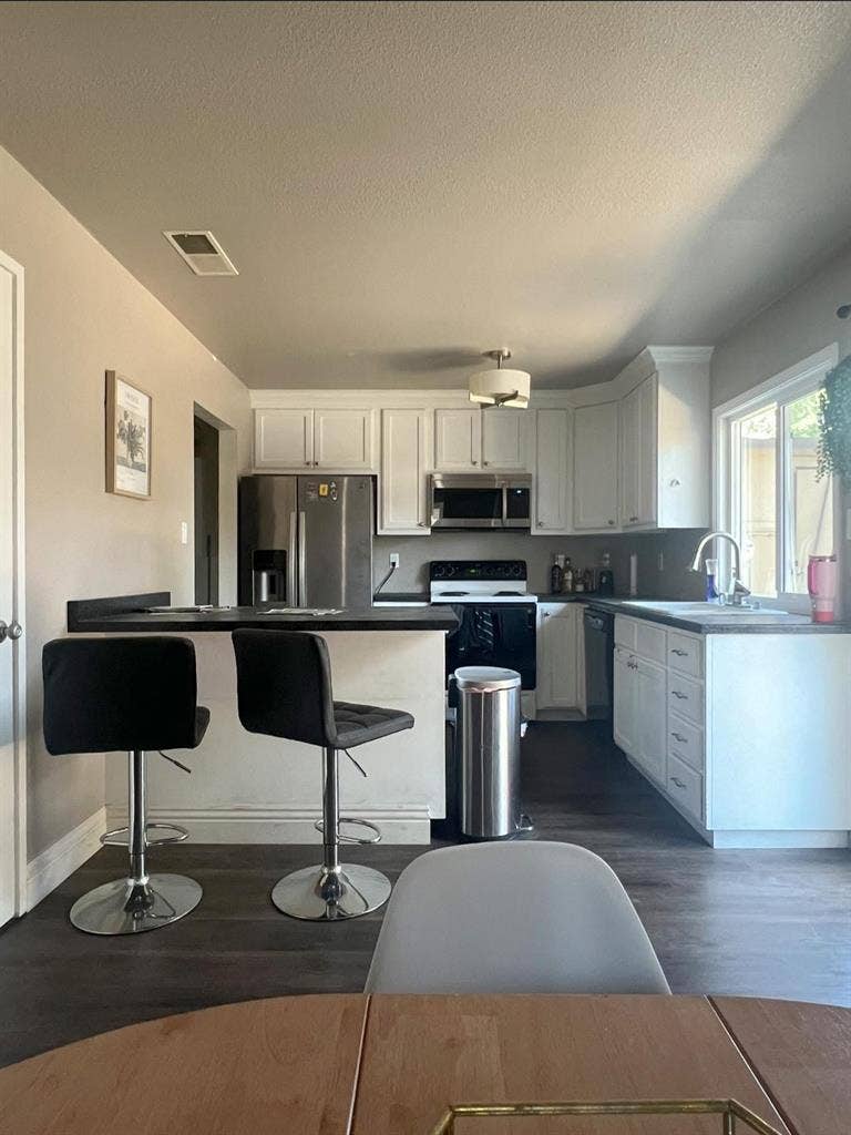 $/month Room for Rent!