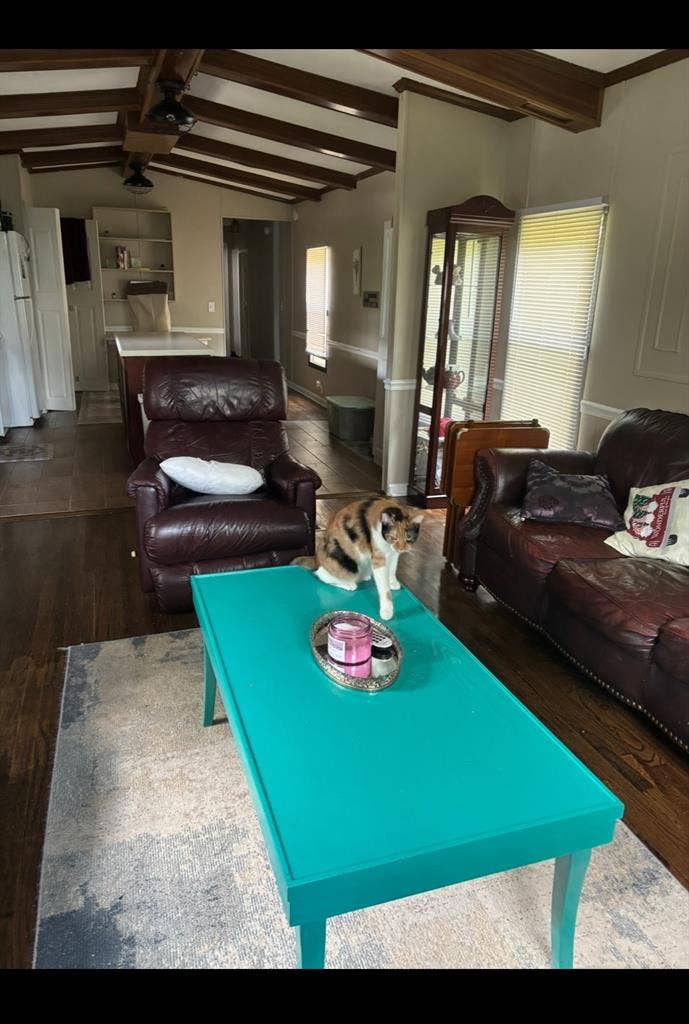 Máster bedroom with bathroom