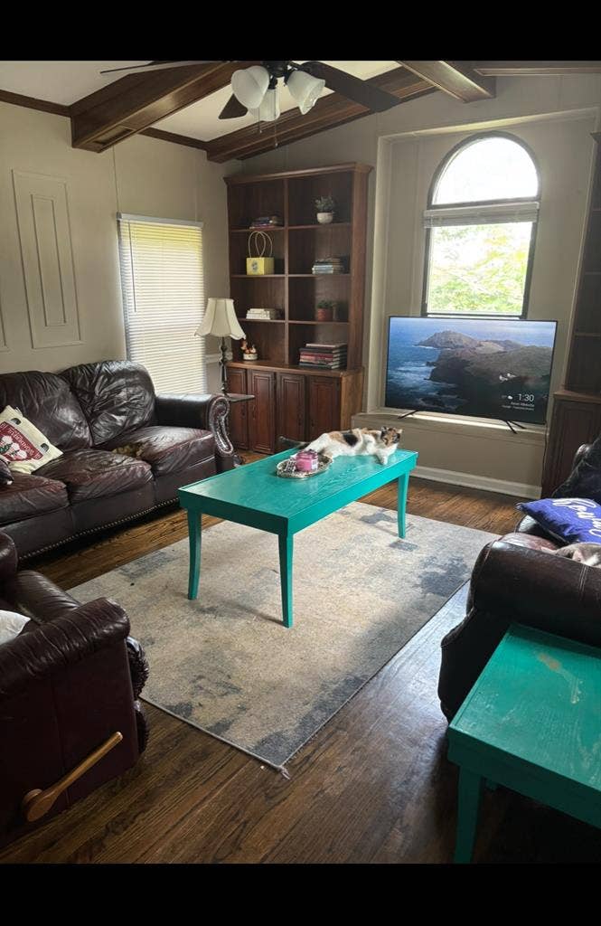 Máster bedroom with bathroom