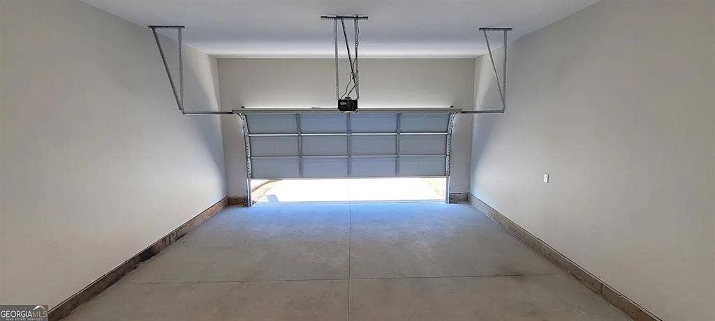 5 BR in Flowery Branch