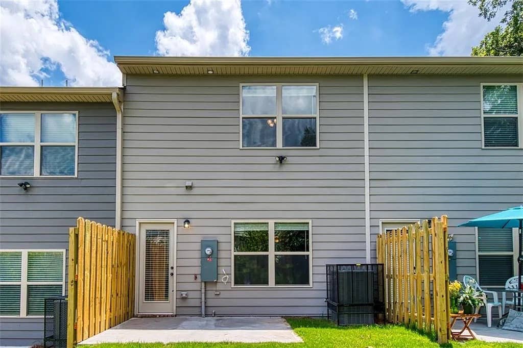 3 BR in East Point