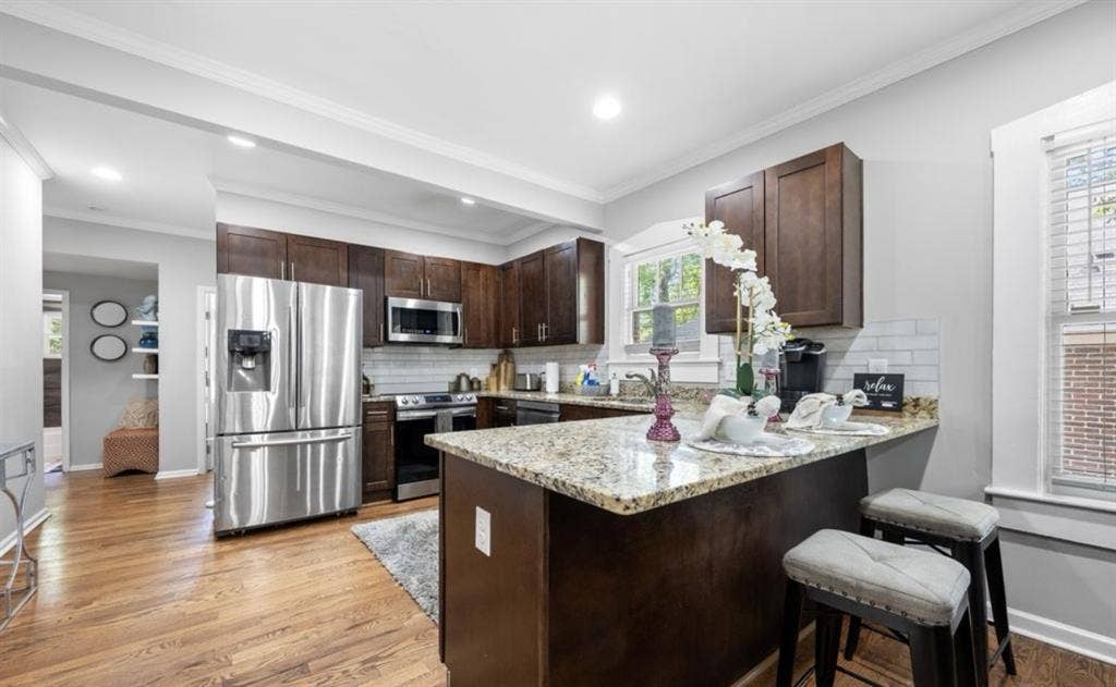 Attention Professionals/Students