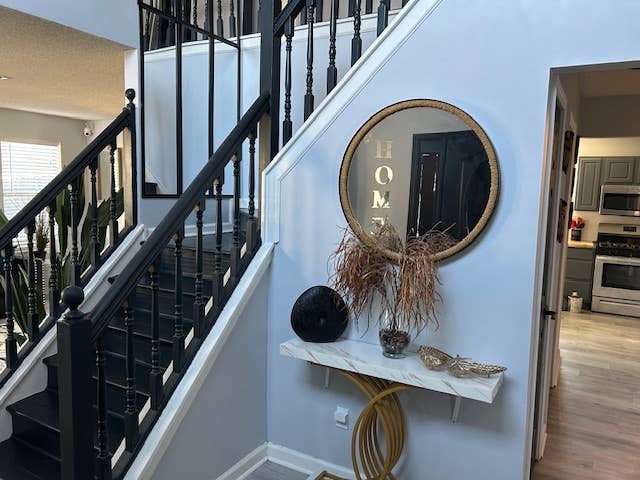 Huge BR W/Master BTH Walk In Closet