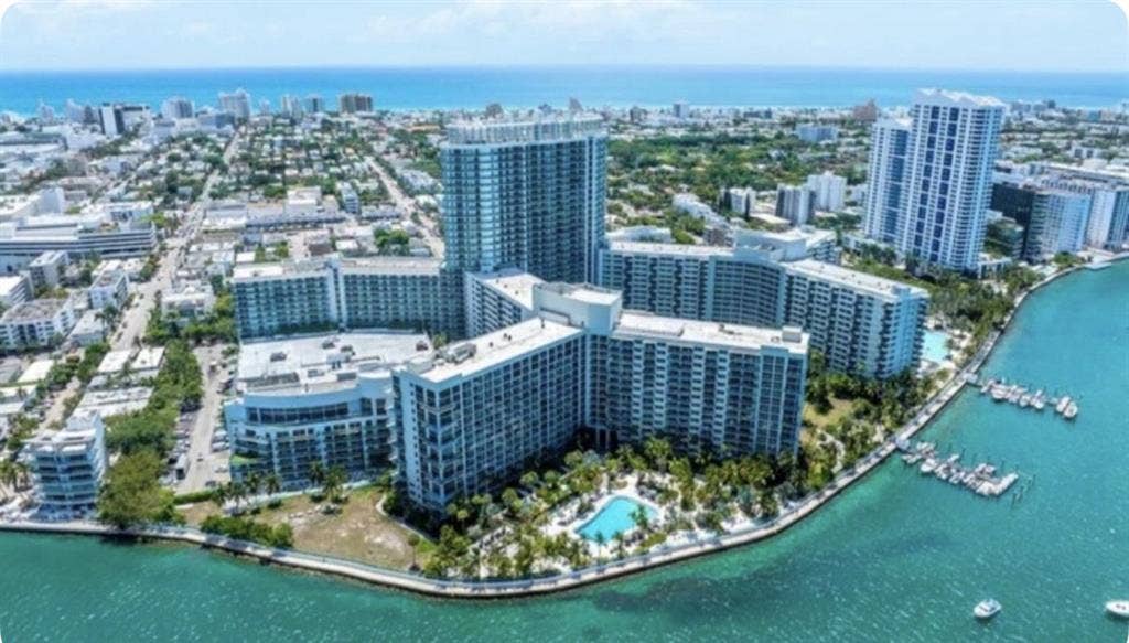 THE FLAMINGO SOUTH BEACH