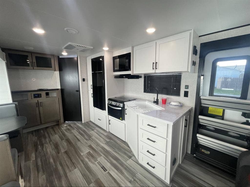 Mira Mesa private ADU no pets