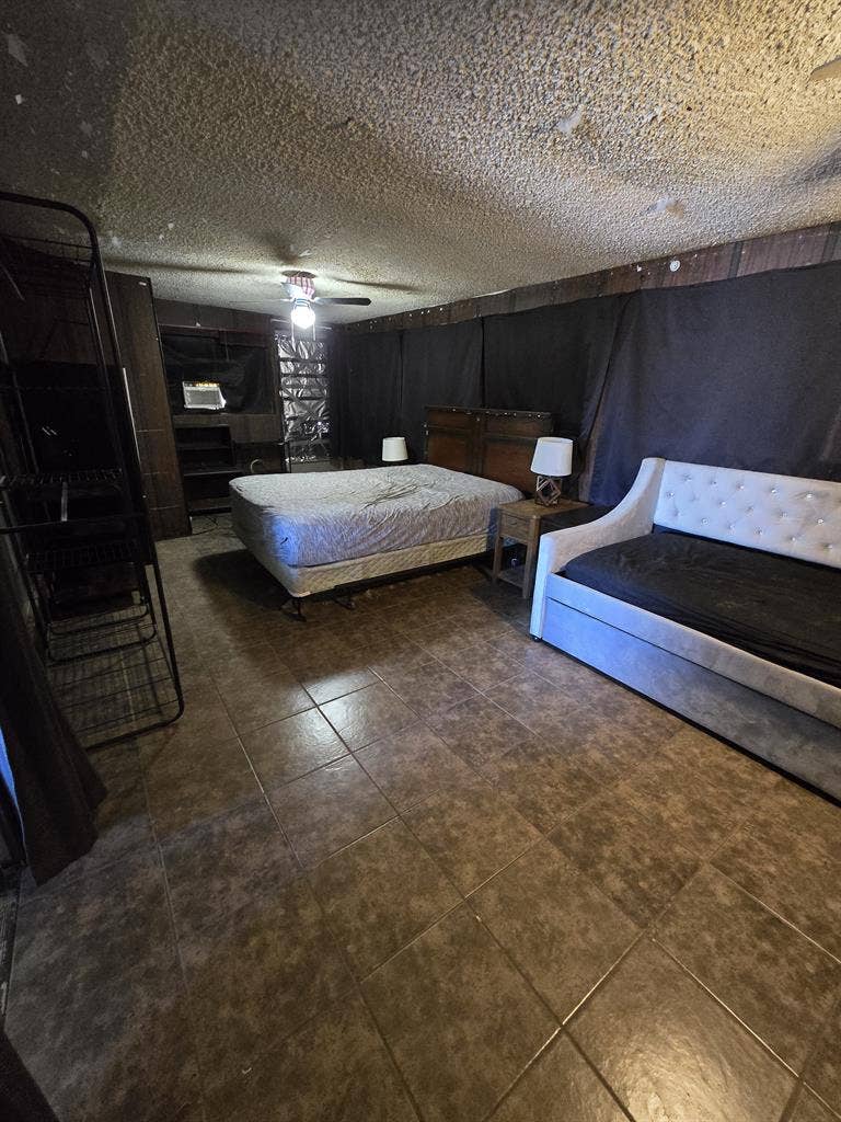 Rooms Available Near Airport