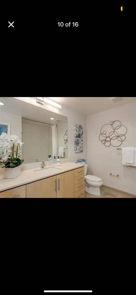 Luxurious B1B Condo Apt