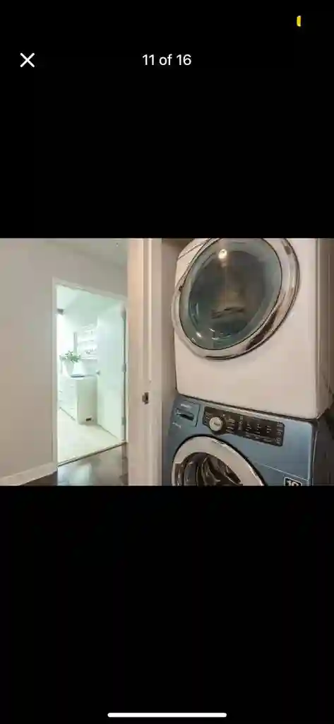 Luxurious B1B Condo Apt