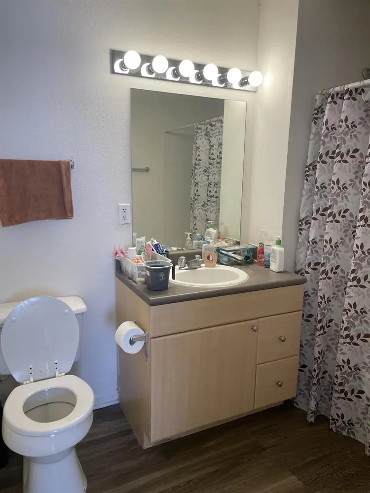 Sublease available for male