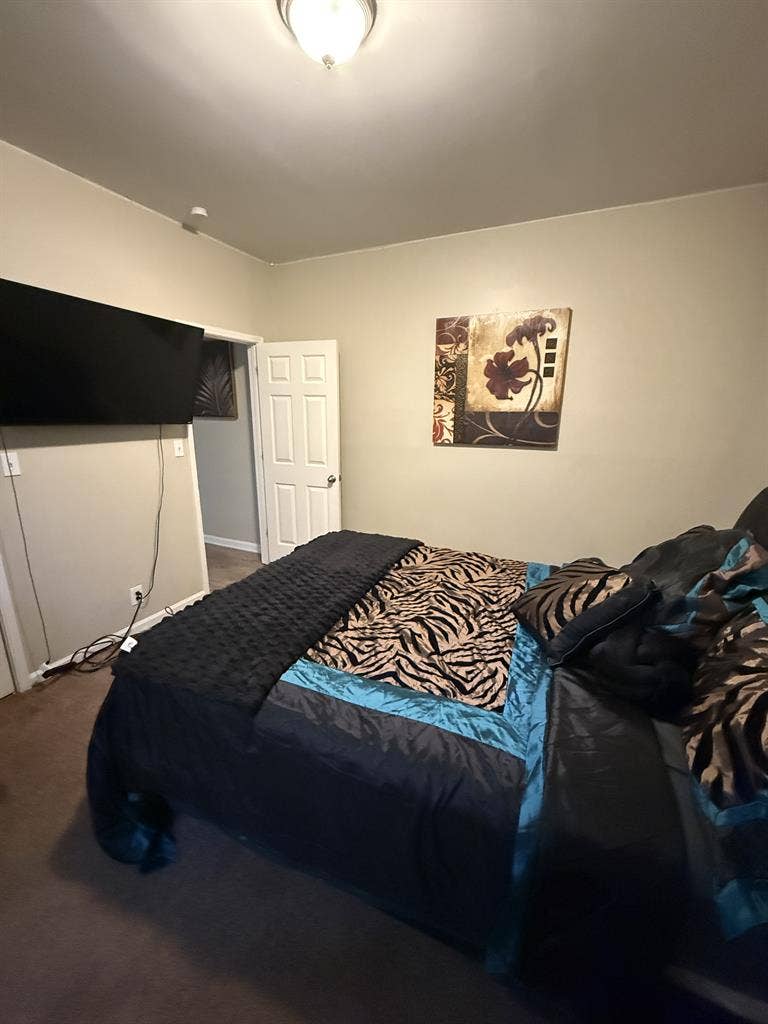 Private Room w Private Bath