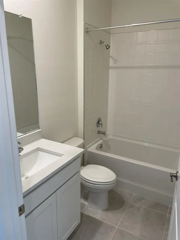 Room for rent, private bathroomm