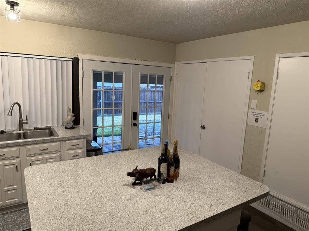 Large Room in House PrivateEntrance