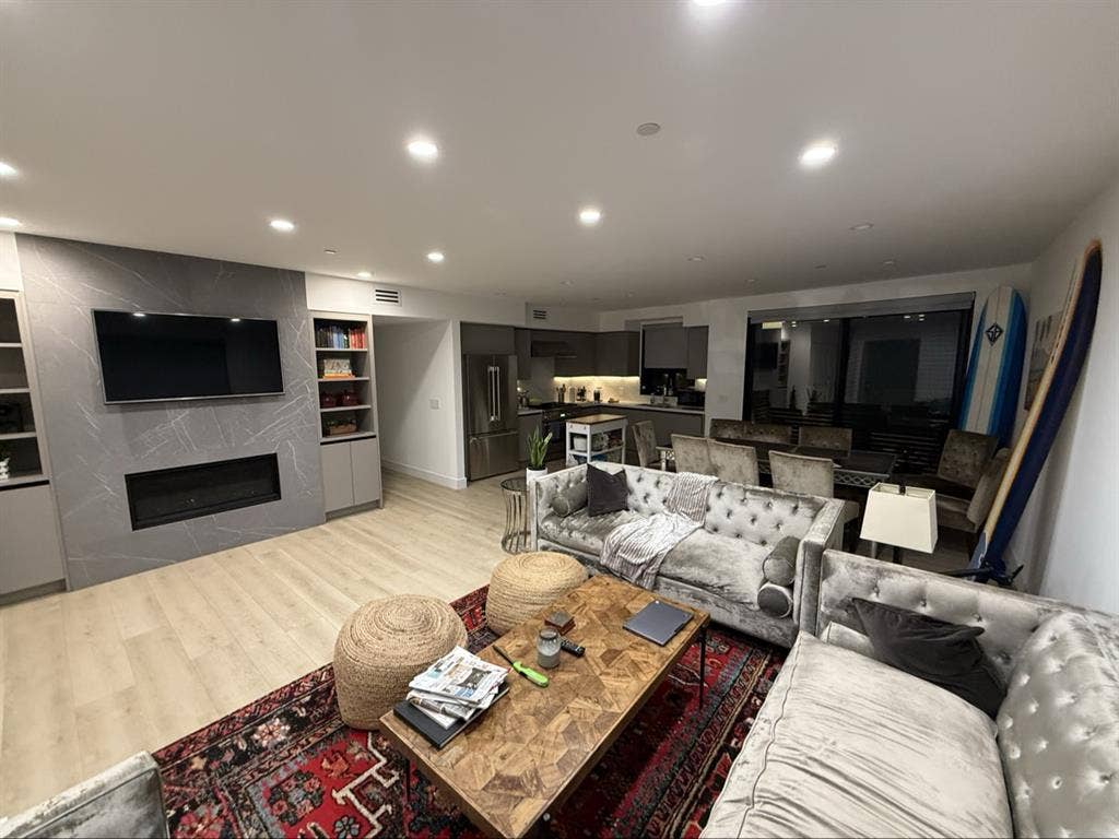 Looking for a roommate!