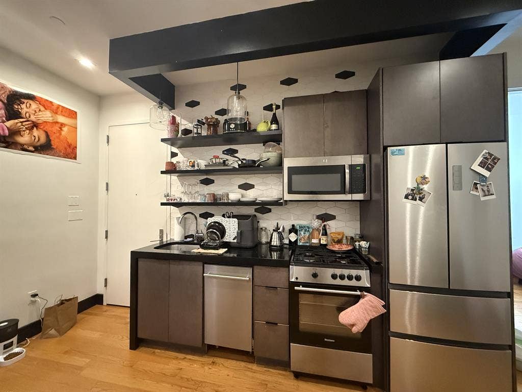 Private bedroom for sublease!