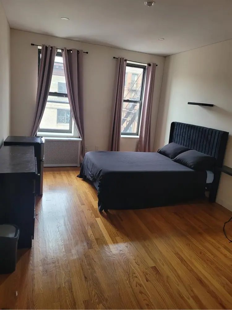 Room Near Columbia Presbyterian