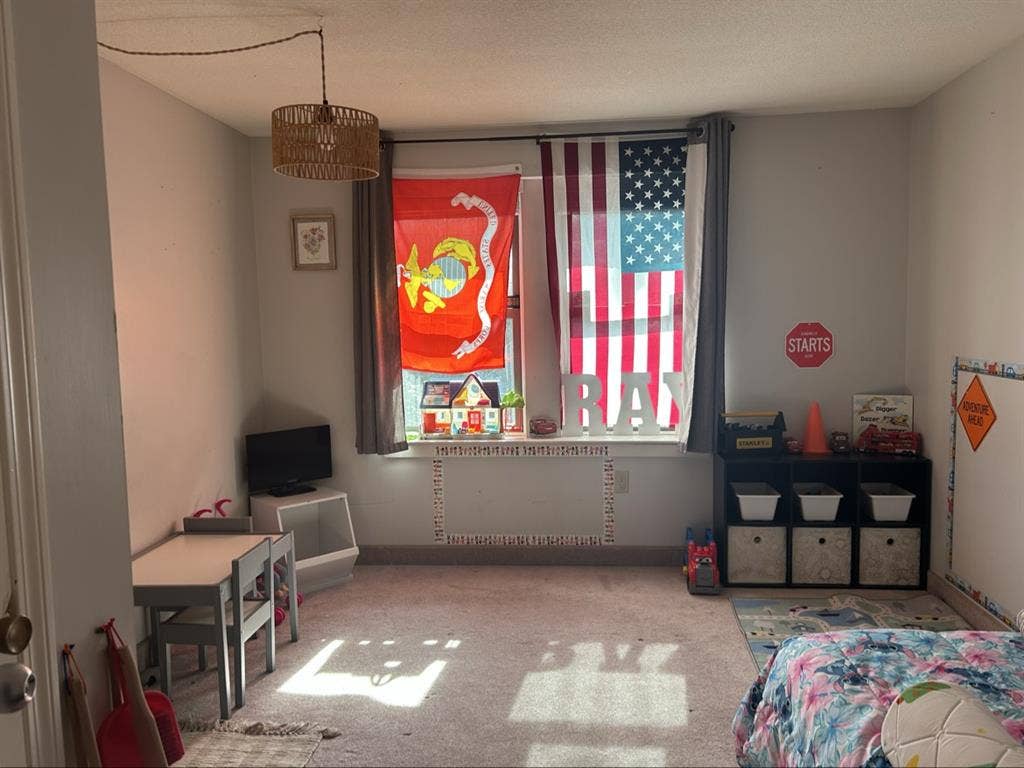 Tatnuck Area 1 bedroom or  bed