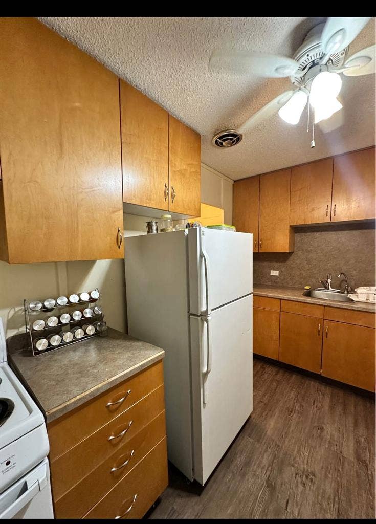 Private room in  bath Apart