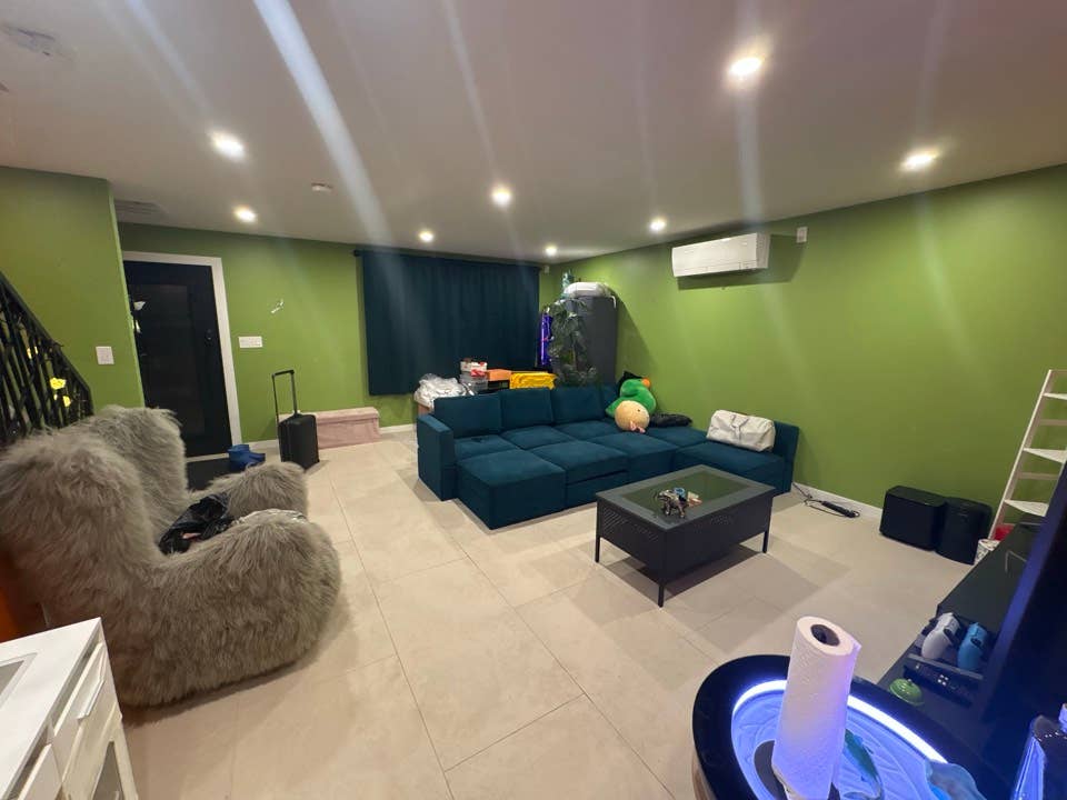 Looking for a room mate