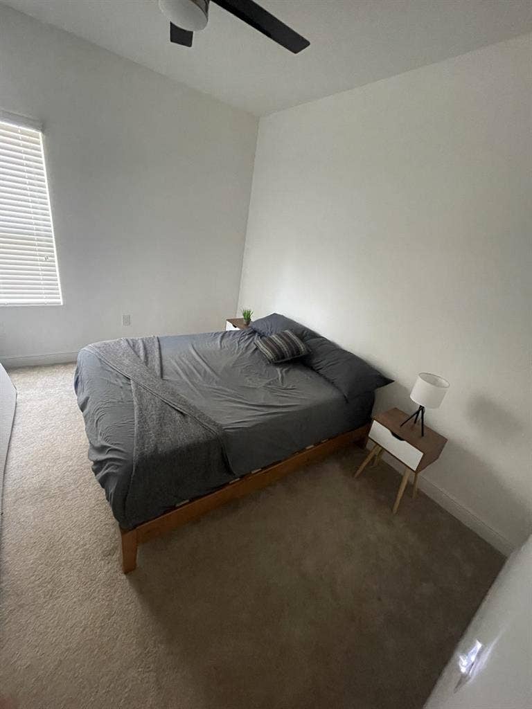 Private room in great location!