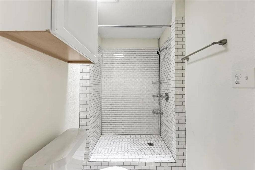 BA with loft in West Campus