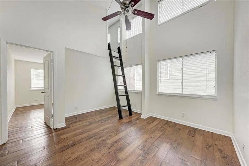 BA with loft in West Campus