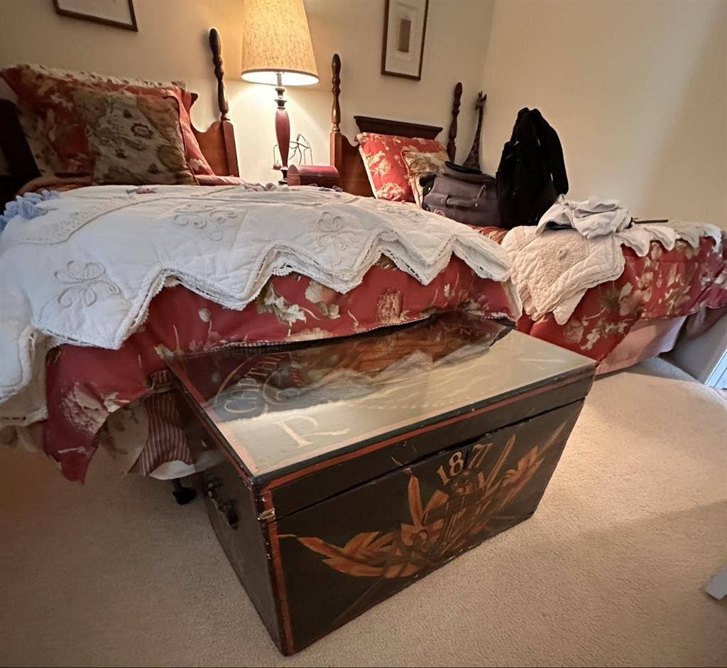 Seeking female housemate near UNC