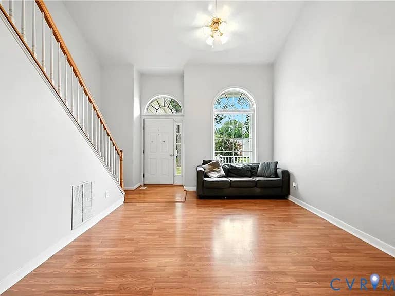 2 Bedrooms available in Glen Allen!