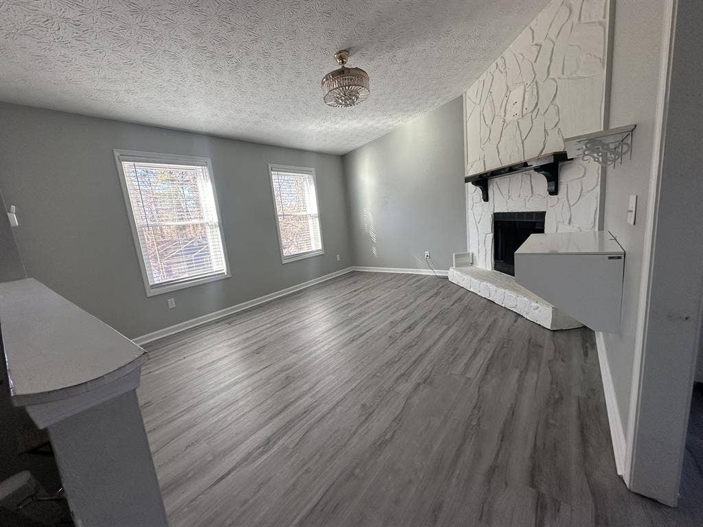 New Listing: Upper Level