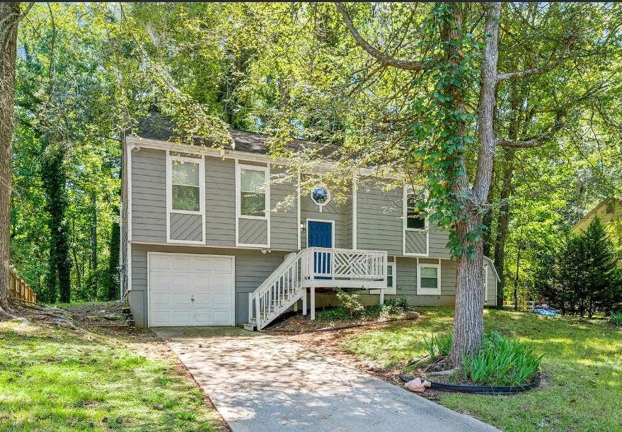 New Listing: Lower Level