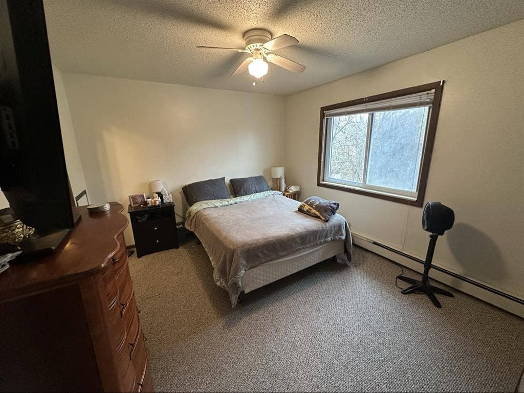 Subleasing apartment