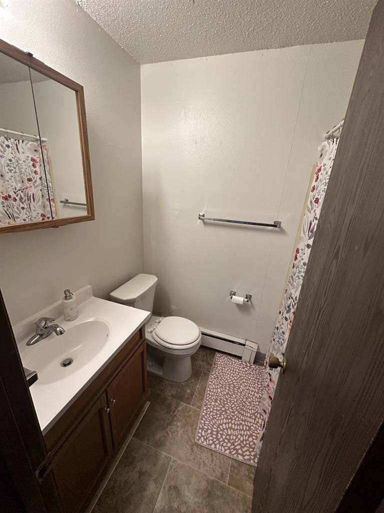 Subleasing apartment