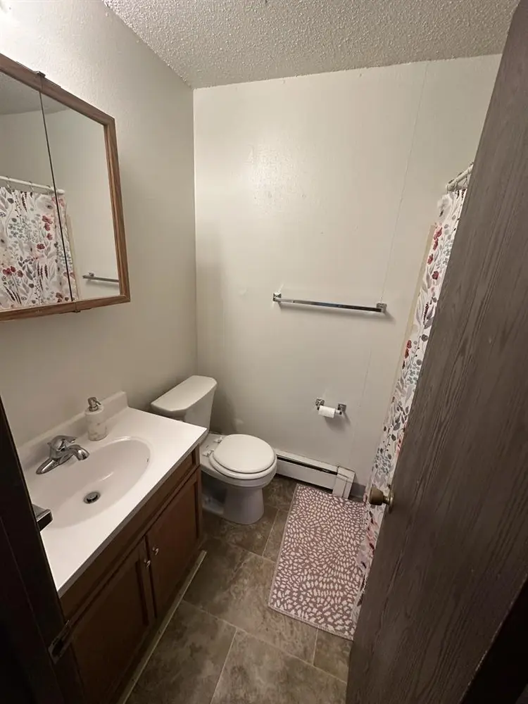 Subleasing apartment