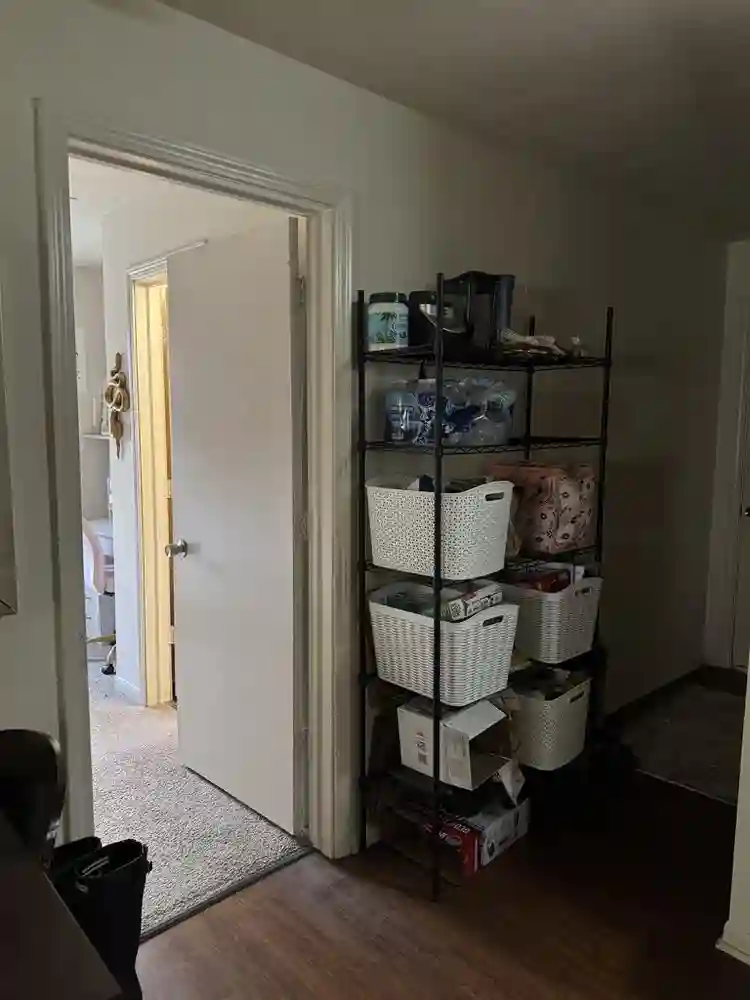 Looking for a subleaser!