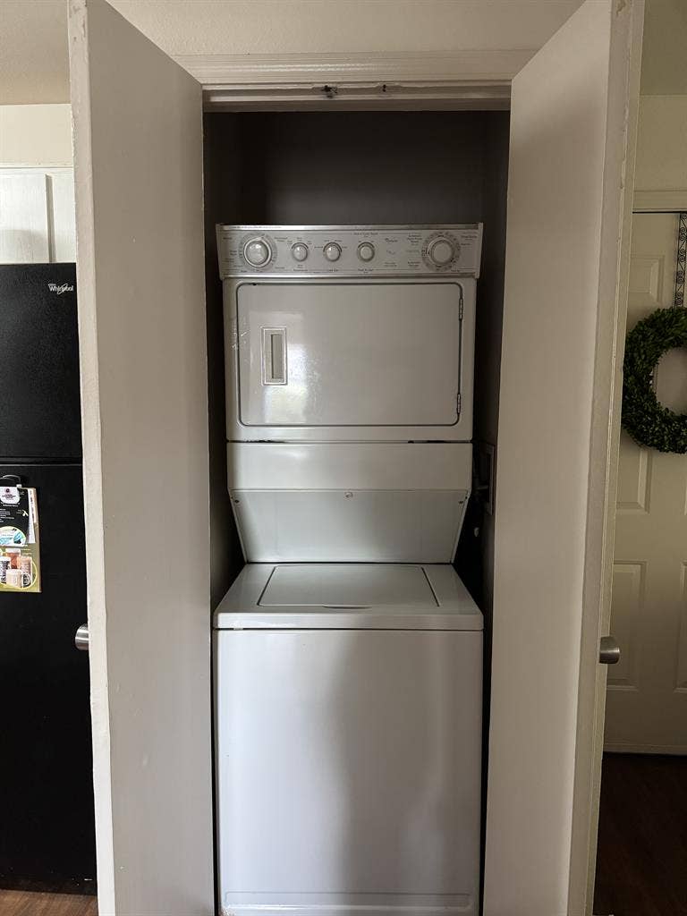 Looking for a subleaser!